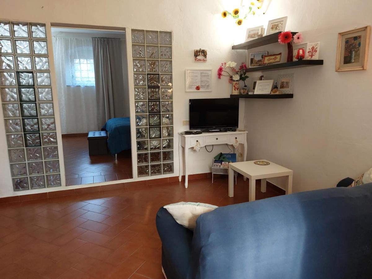 La Piccola Oasi Con Parcheggio Daire Floransa Dış mekan fotoğraf