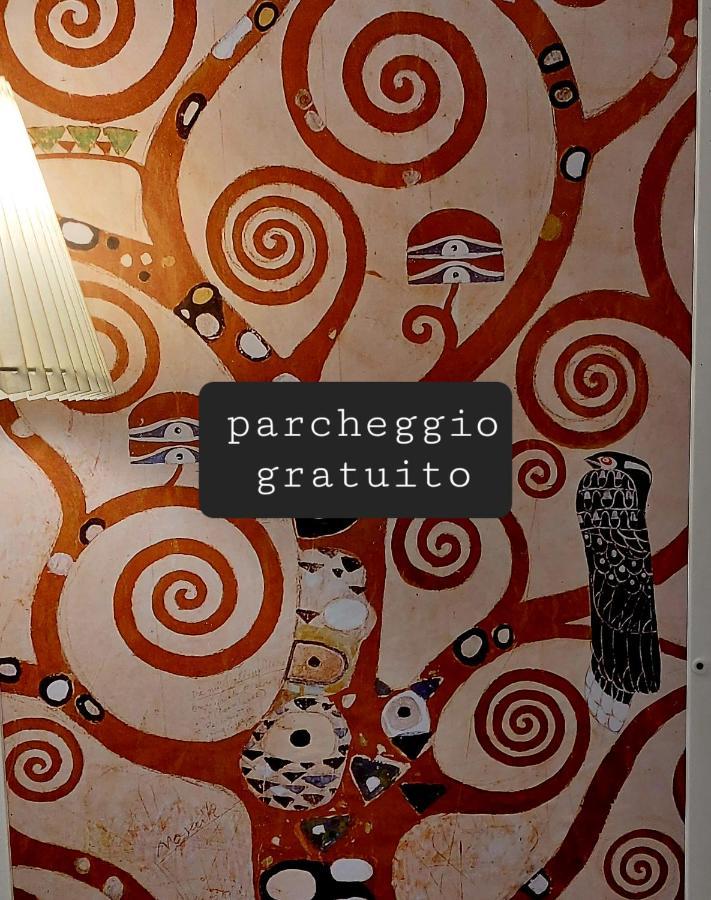 La Piccola Oasi Con Parcheggio Daire Floransa Dış mekan fotoğraf